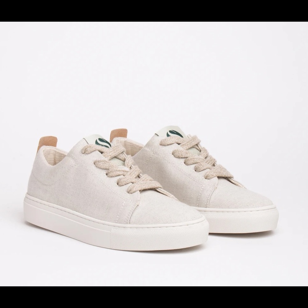 DNA Sustainable Willow sneakers. Barely used. EU36